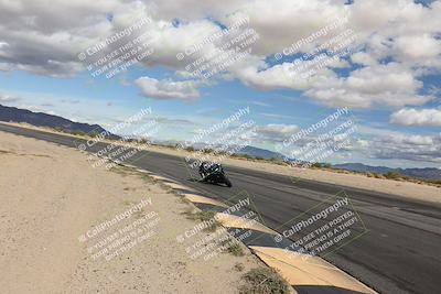 media/Nov-16-2025-Race Pace (Sun) [[8c5fa54630]]/Verified Riders/6-Turn 10 Inside (1145am)/